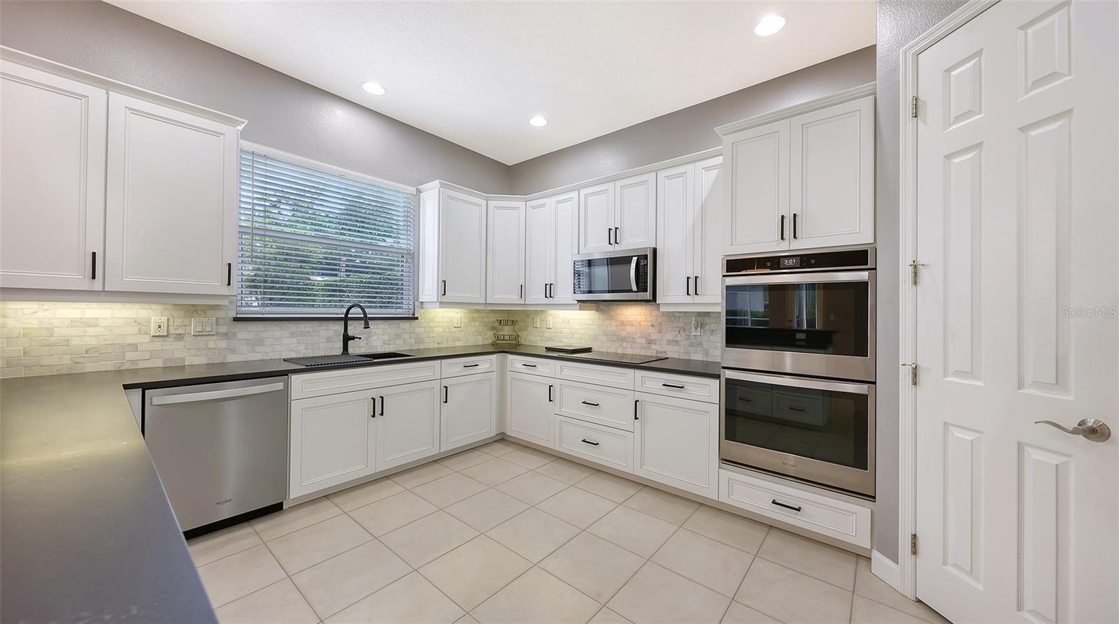 6209 CYPRESS BEND CT — photo 13