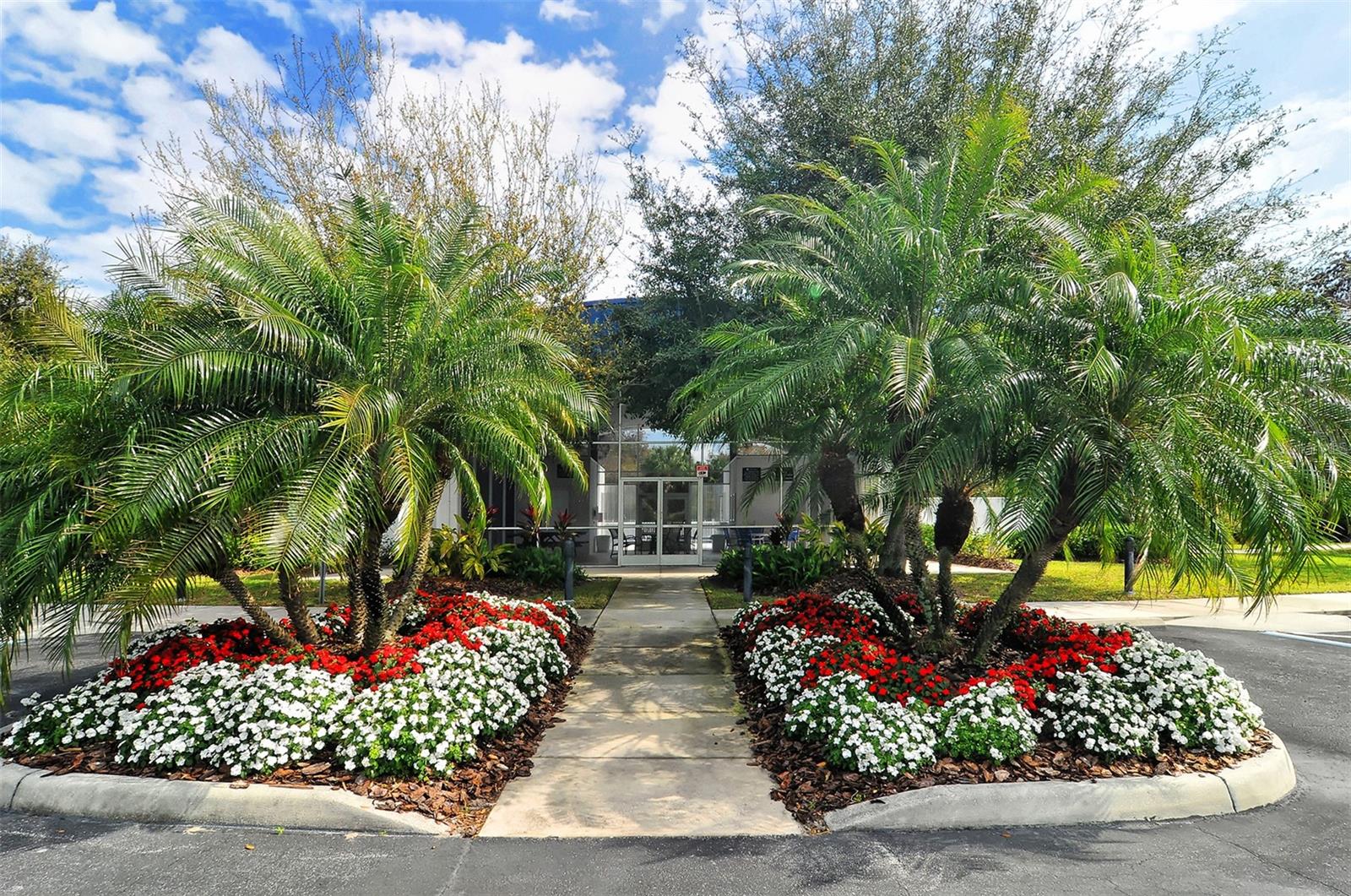 6209 CYPRESS BEND CT — photo 39