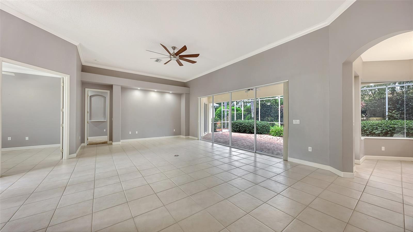 6209 CYPRESS BEND CT — photo 7