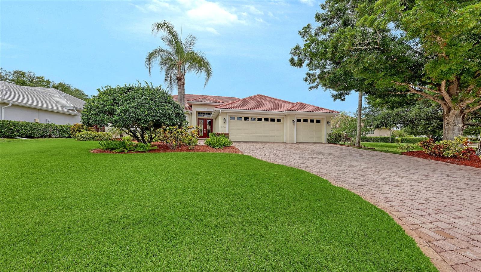 6209 CYPRESS BEND CT — photo 3