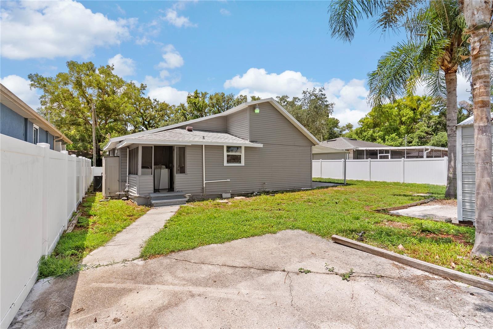 1804 E IDLEWILD AVE — photo 24