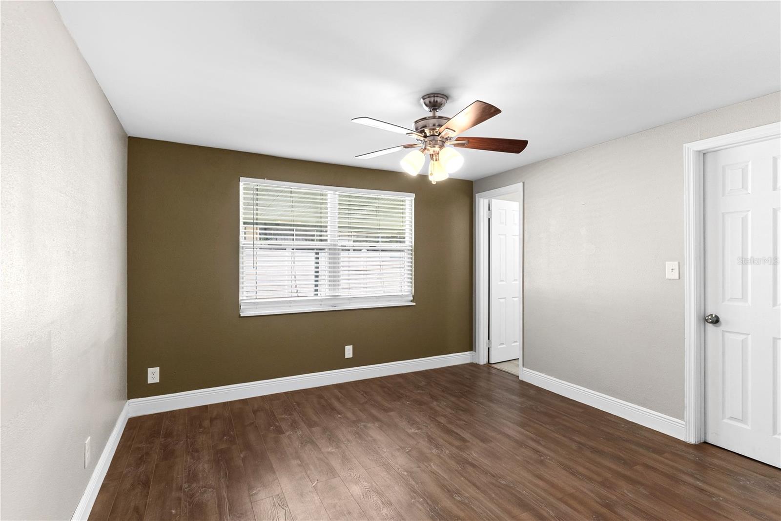 1804 E IDLEWILD AVE — photo 12