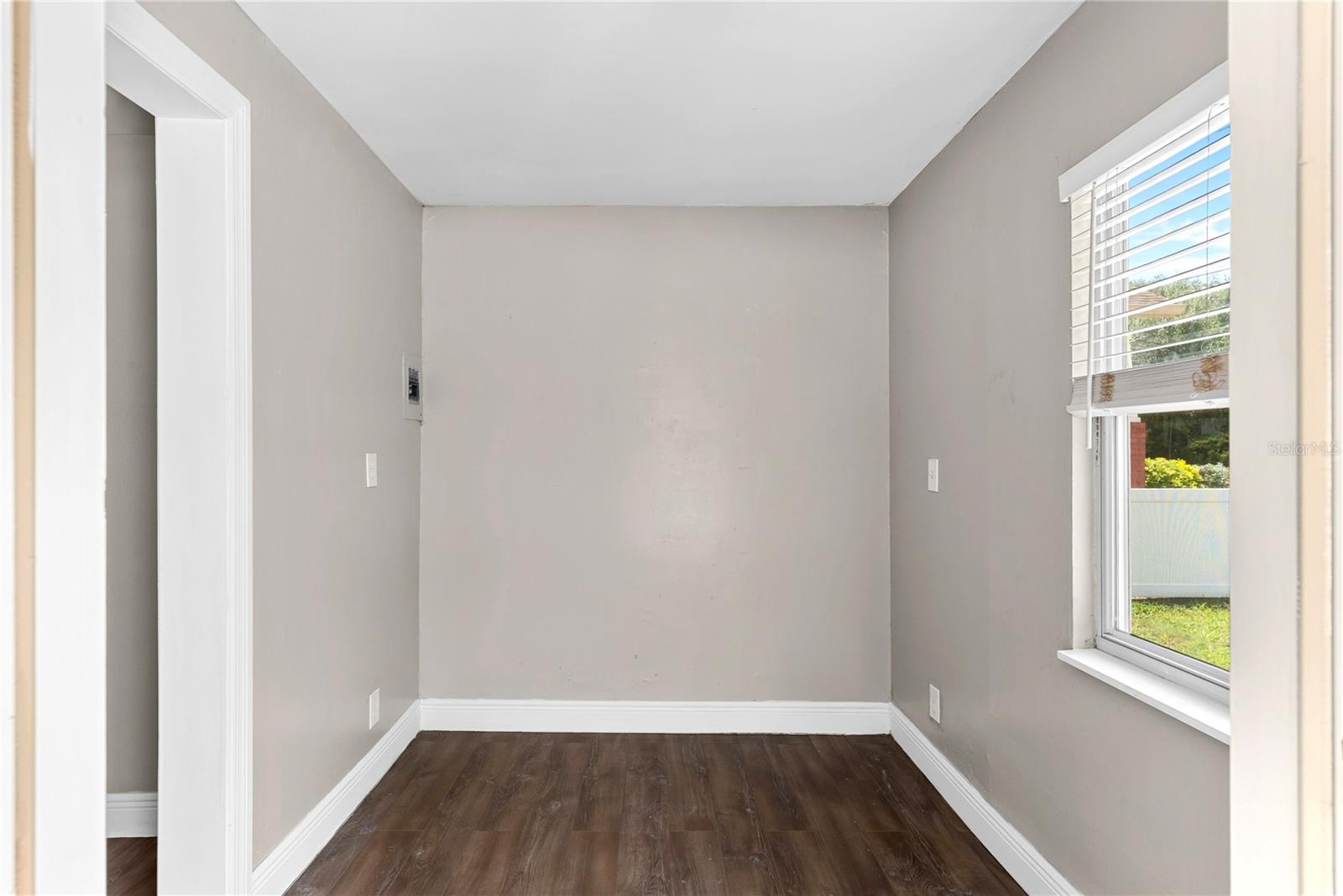 1804 E IDLEWILD AVE — photo 16
