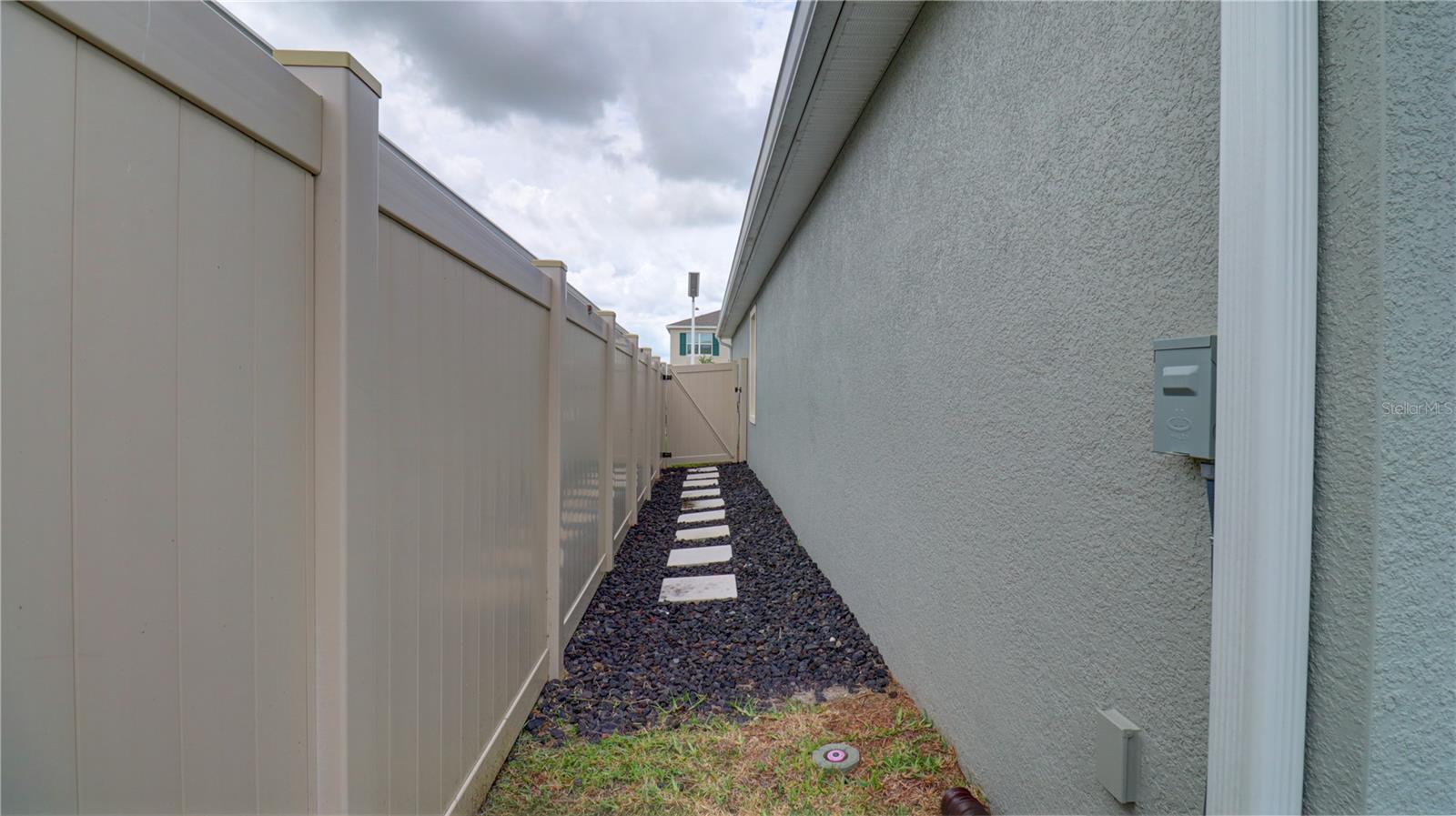 31899 OYSTER TRELLIS LN — photo 20