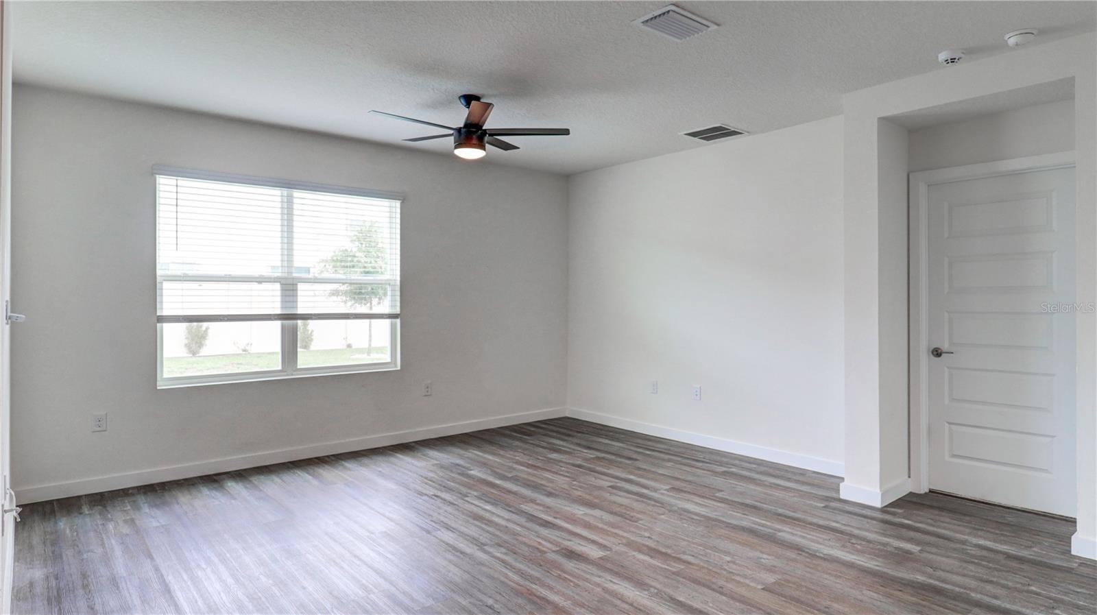 31899 OYSTER TRELLIS LN — photo 8