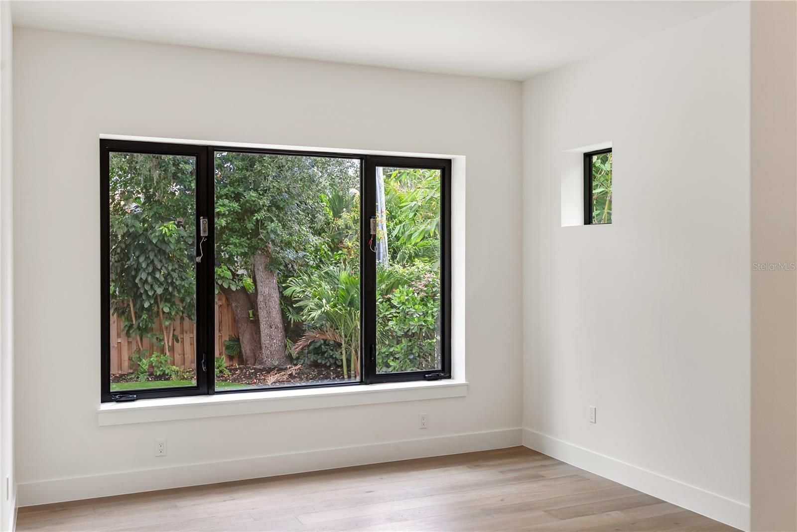 3800 FLORES AVE — photo 23