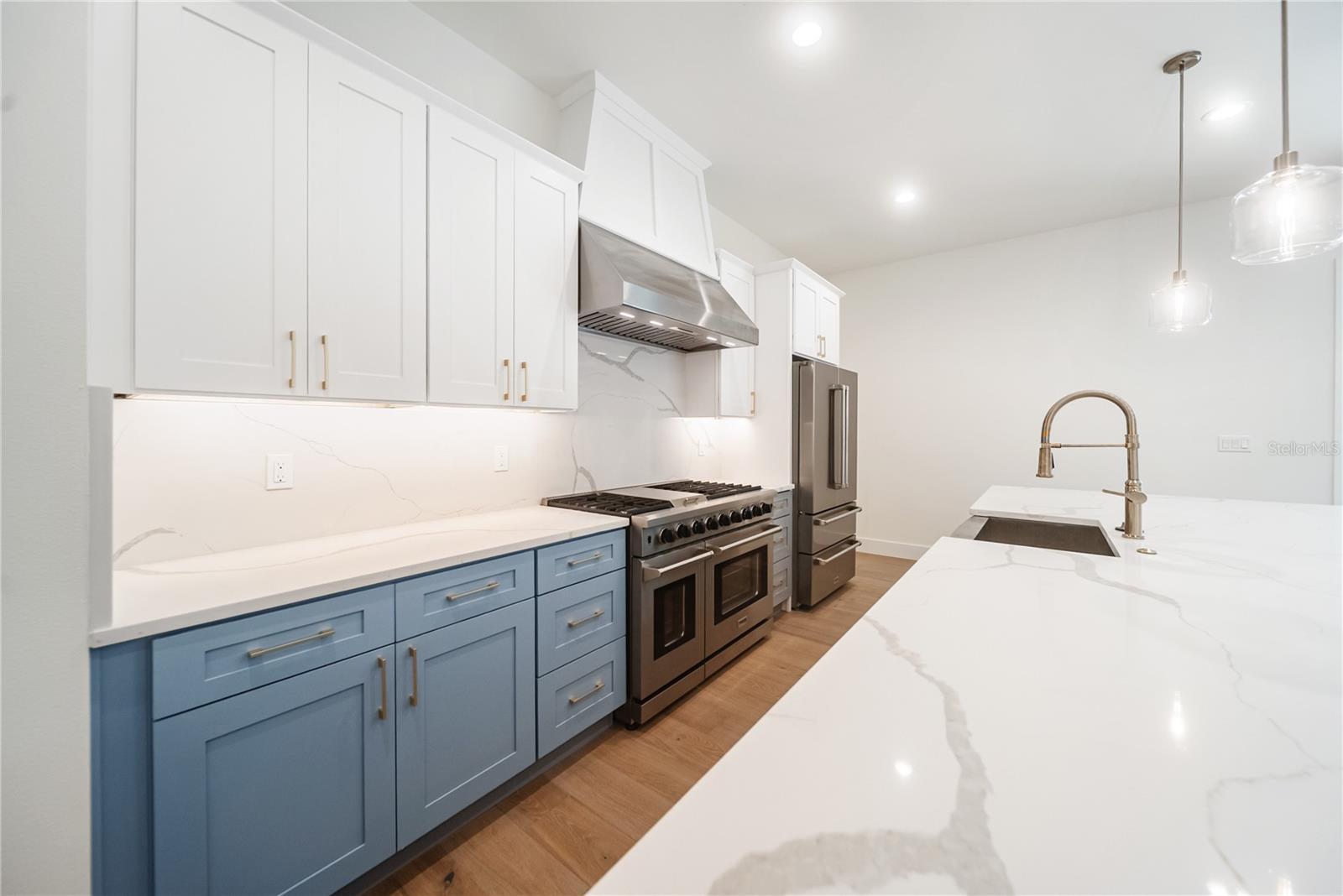 3800 FLORES AVE — photo 89