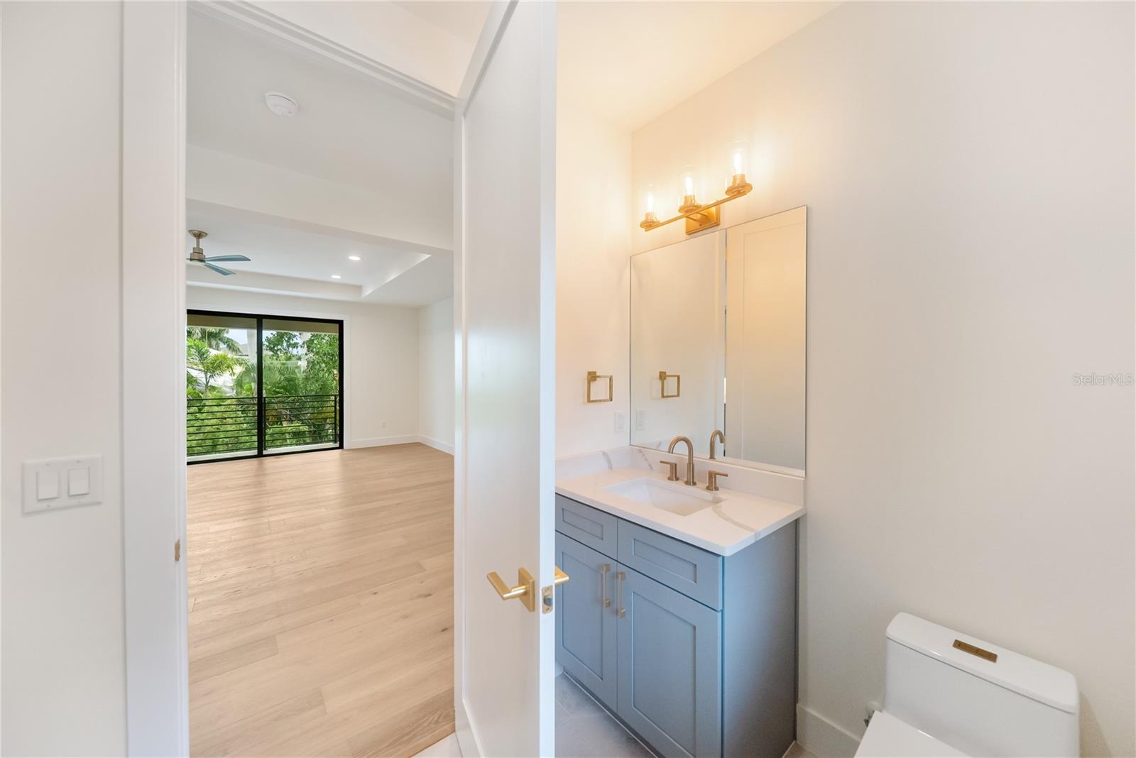3800 FLORES AVE — photo 61