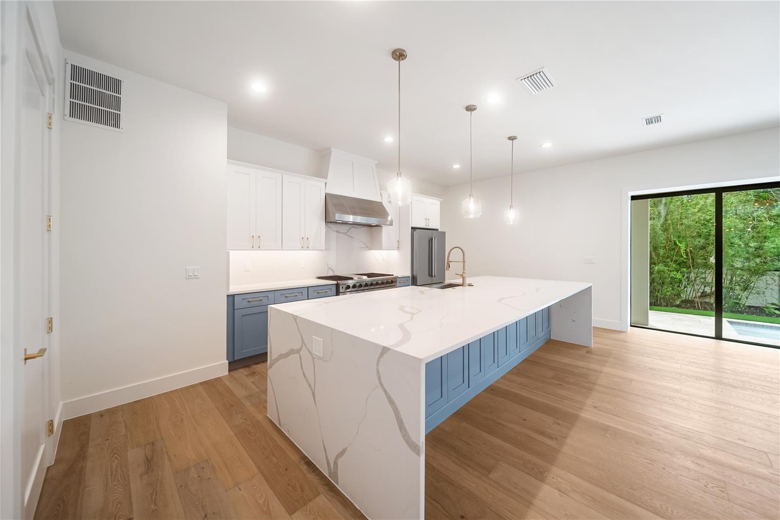 3800 FLORES AVE — photo 88