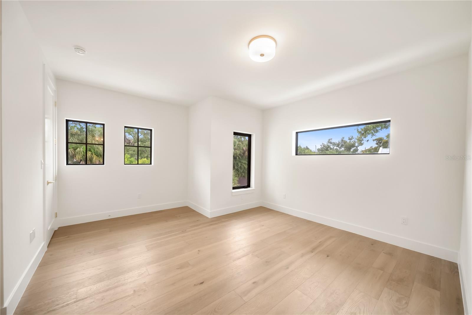 3800 FLORES AVE — photo 51