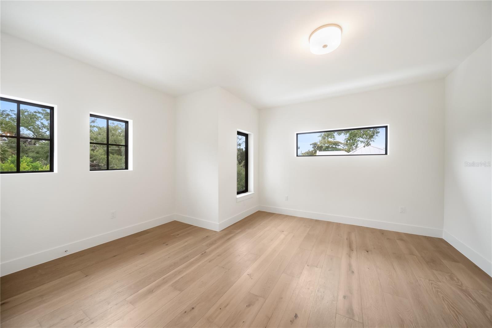 3800 FLORES AVE — photo 48