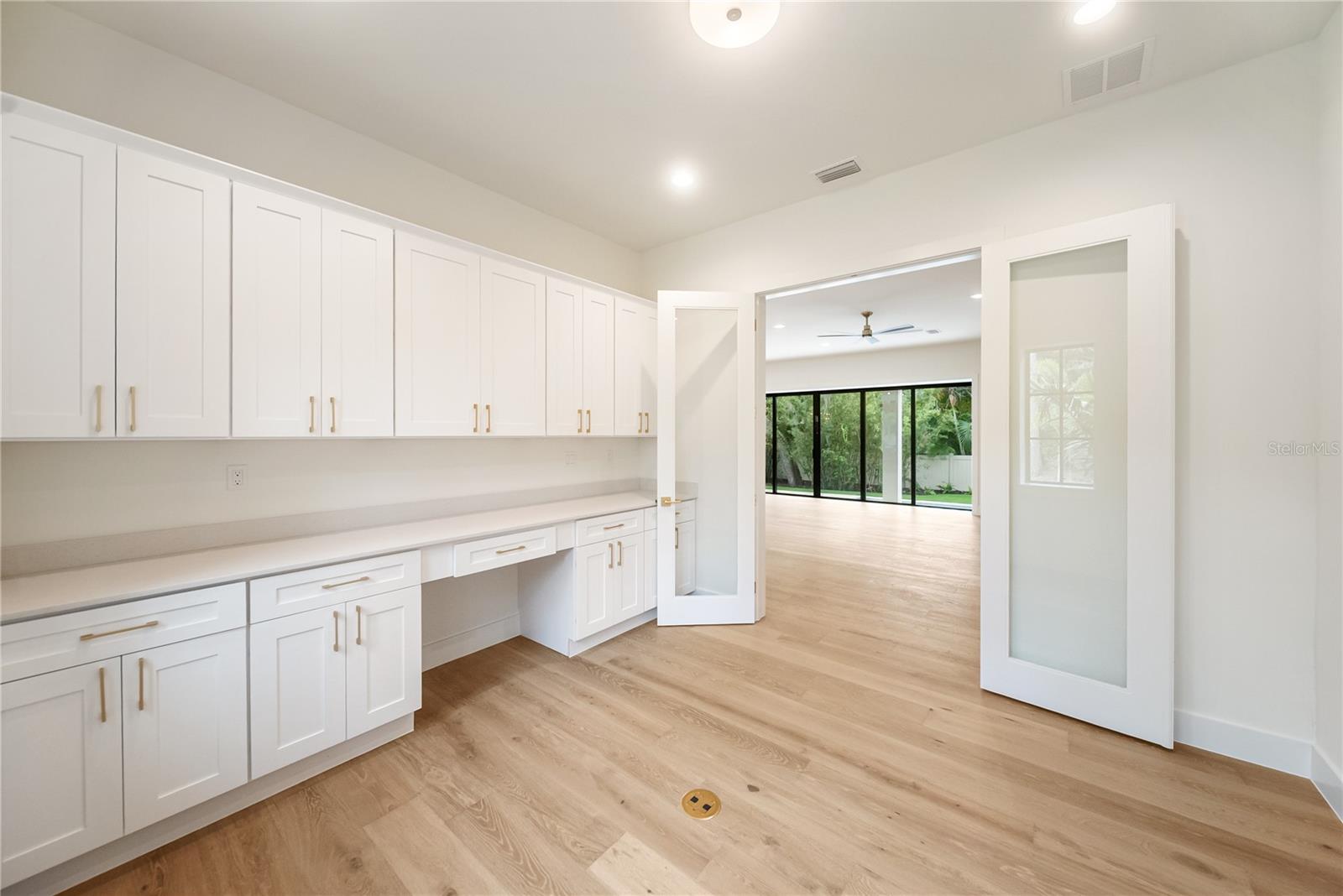 3800 FLORES AVE — photo 73