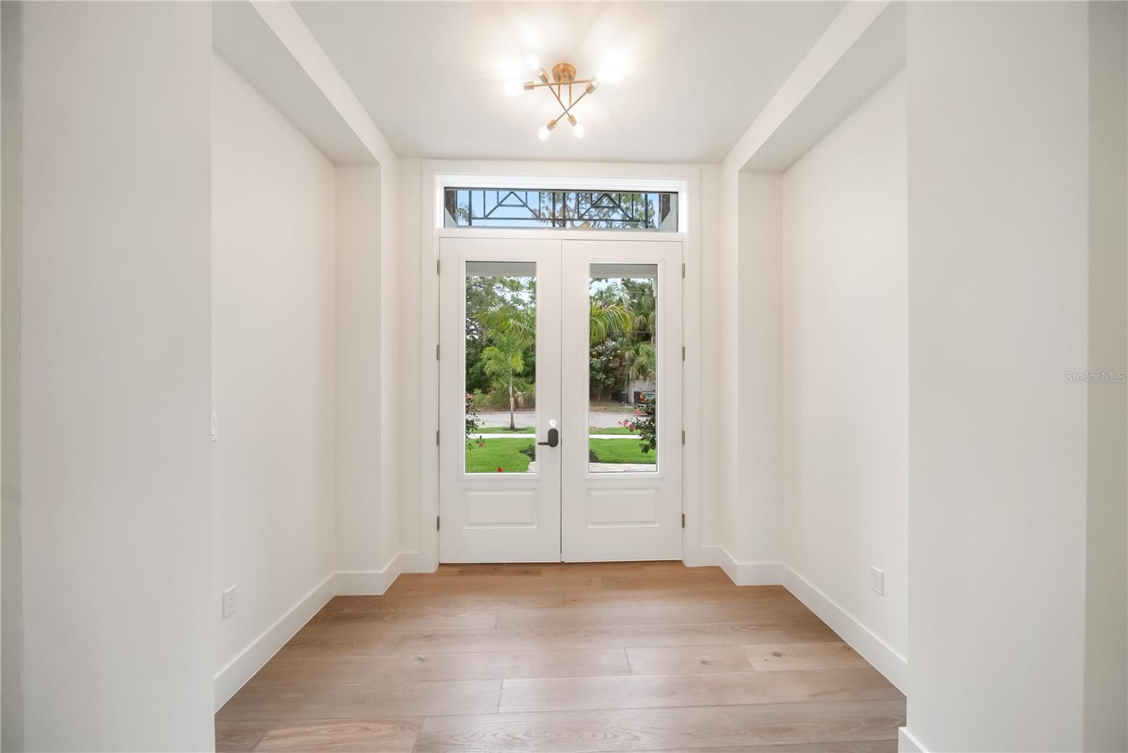 3800 FLORES AVE — photo 27