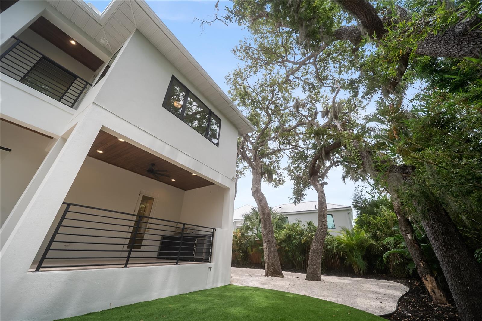 3800 FLORES AVE — photo 83