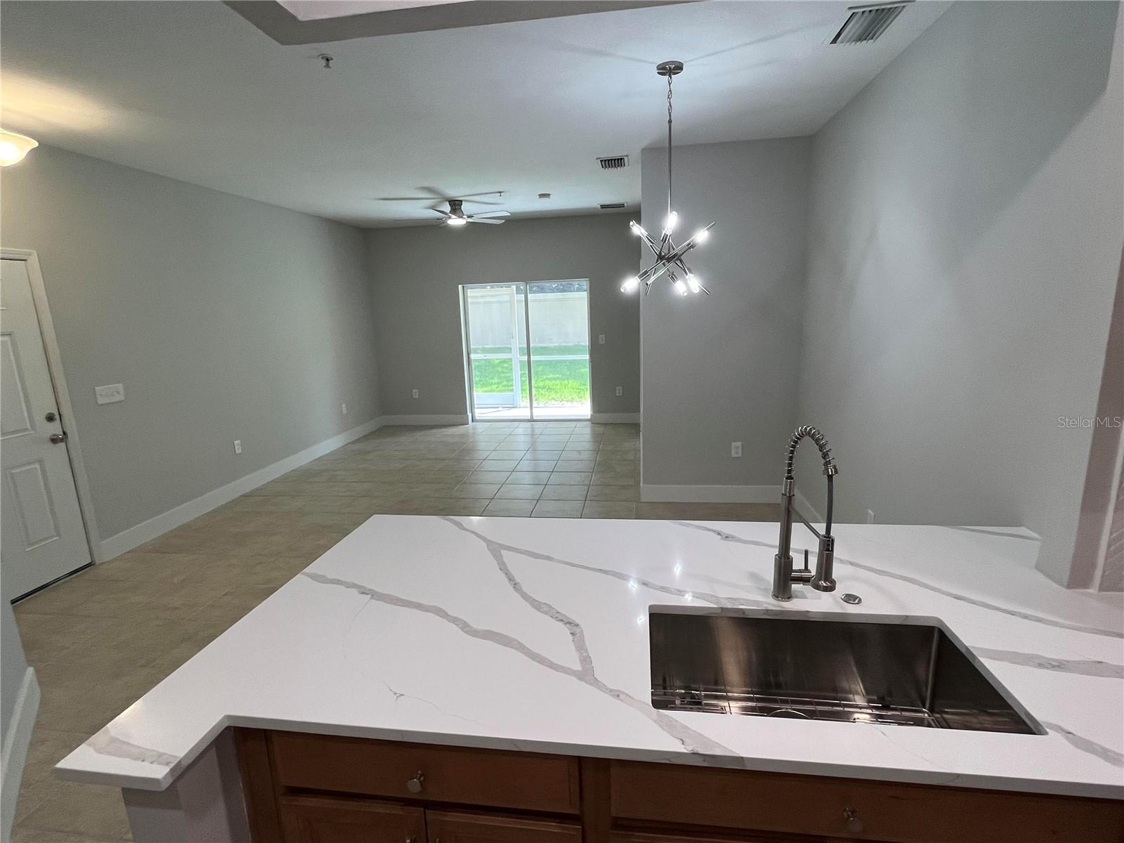 3635 PARKRIDGE CIR #10-101 — photo 15