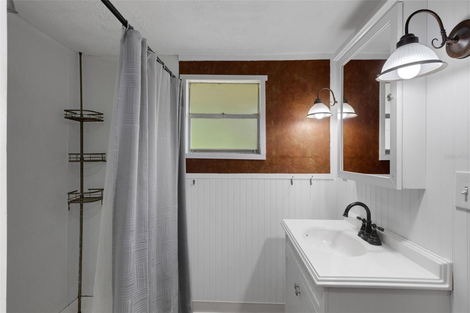 8010 BROWER DR — photo 33