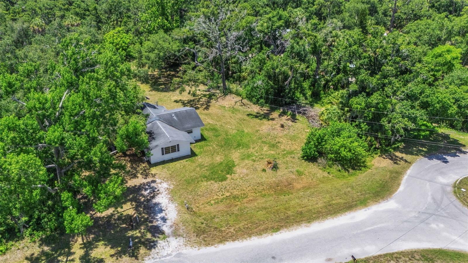 8010 BROWER DR — photo 43