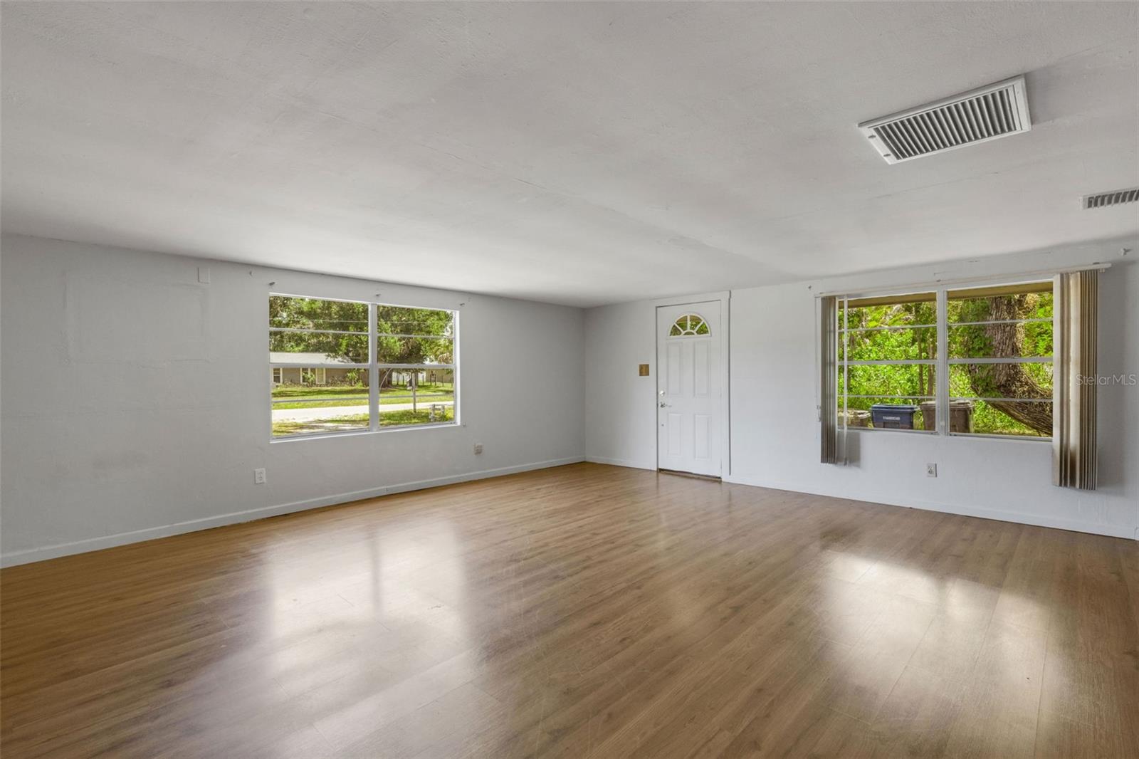 8010 BROWER DR — photo 11