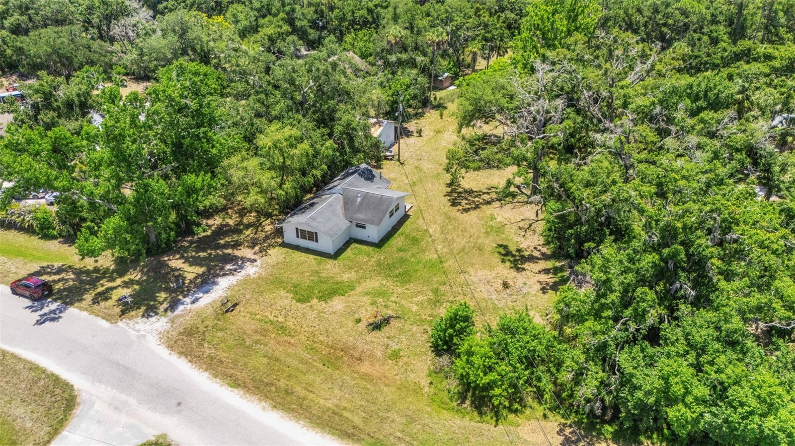 8010 BROWER DR — photo 41