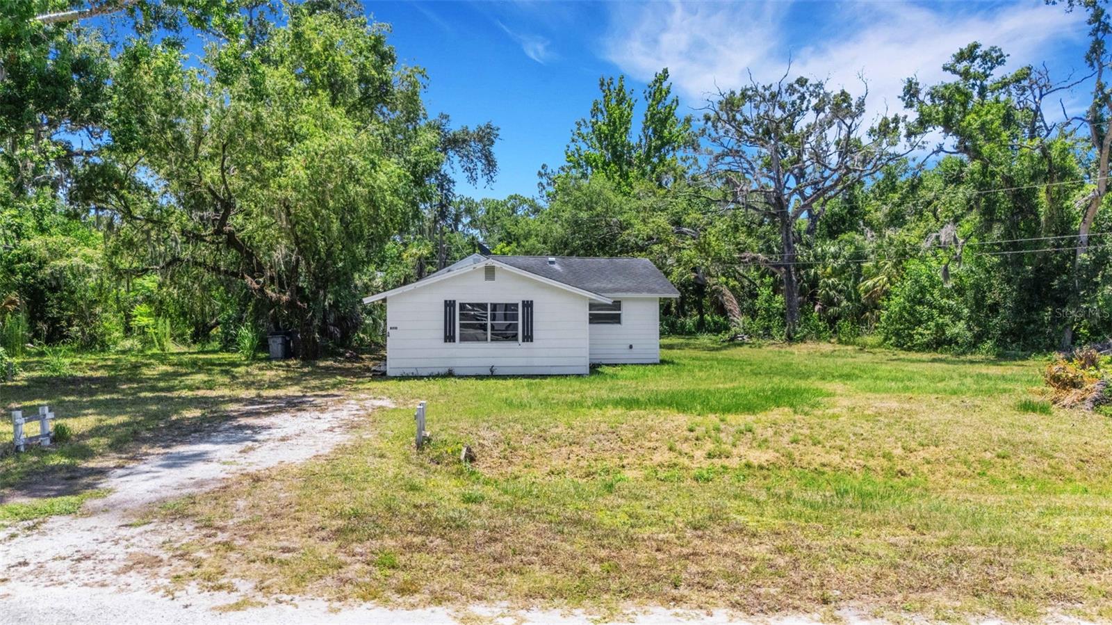 8010 BROWER DR — photo 4