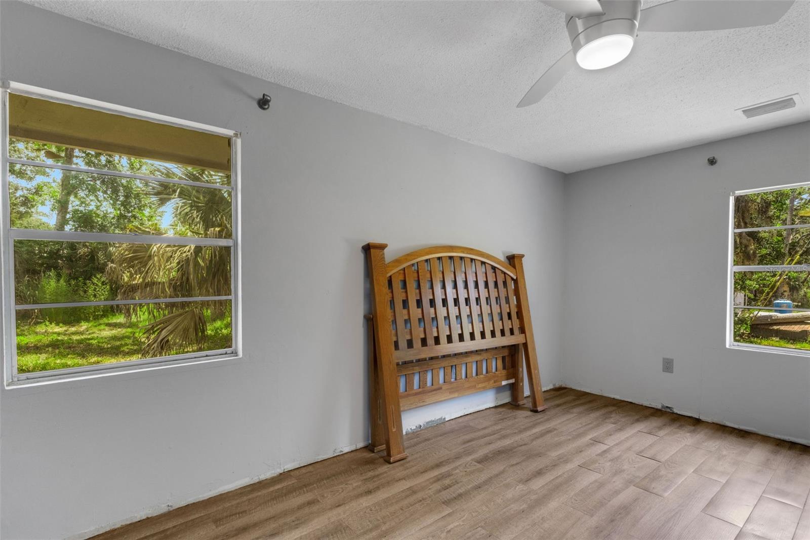 8010 BROWER DR — photo 23