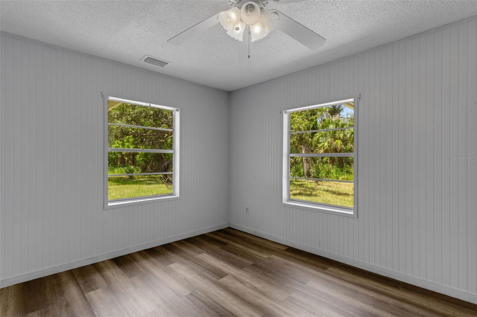 8010 BROWER DR — photo 28