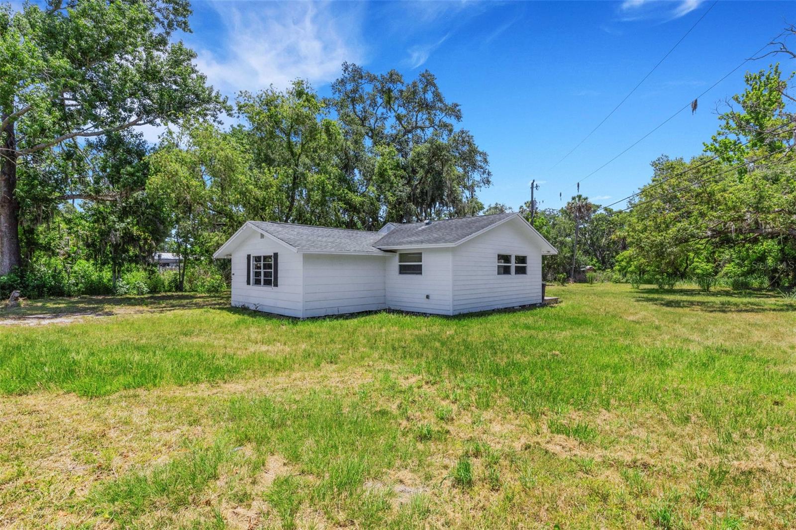 8010 BROWER DR — photo 39