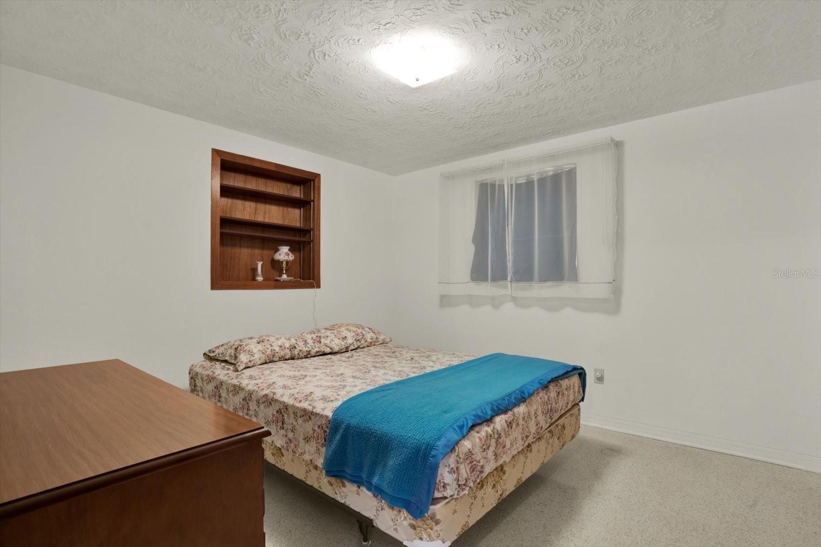 1617 DERRICK ST — photo 22