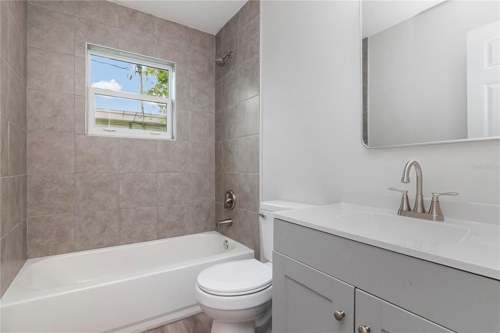 2216 E 109TH AVE — photo 21