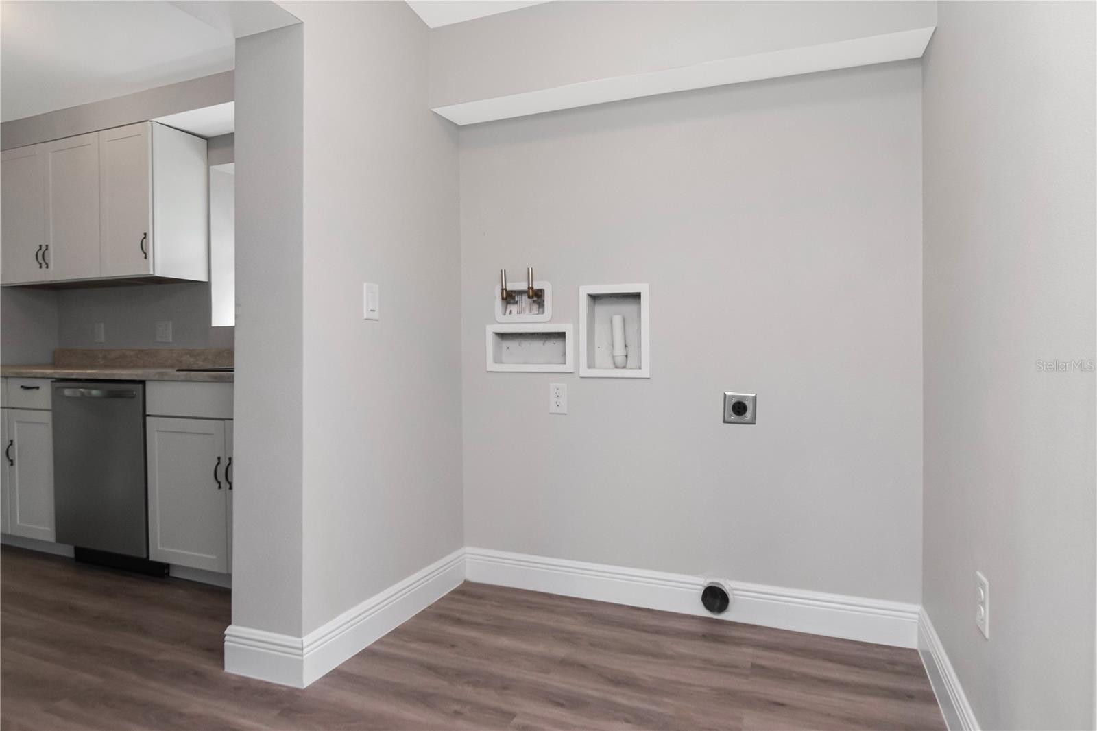 2216 E 109TH AVE — photo 22