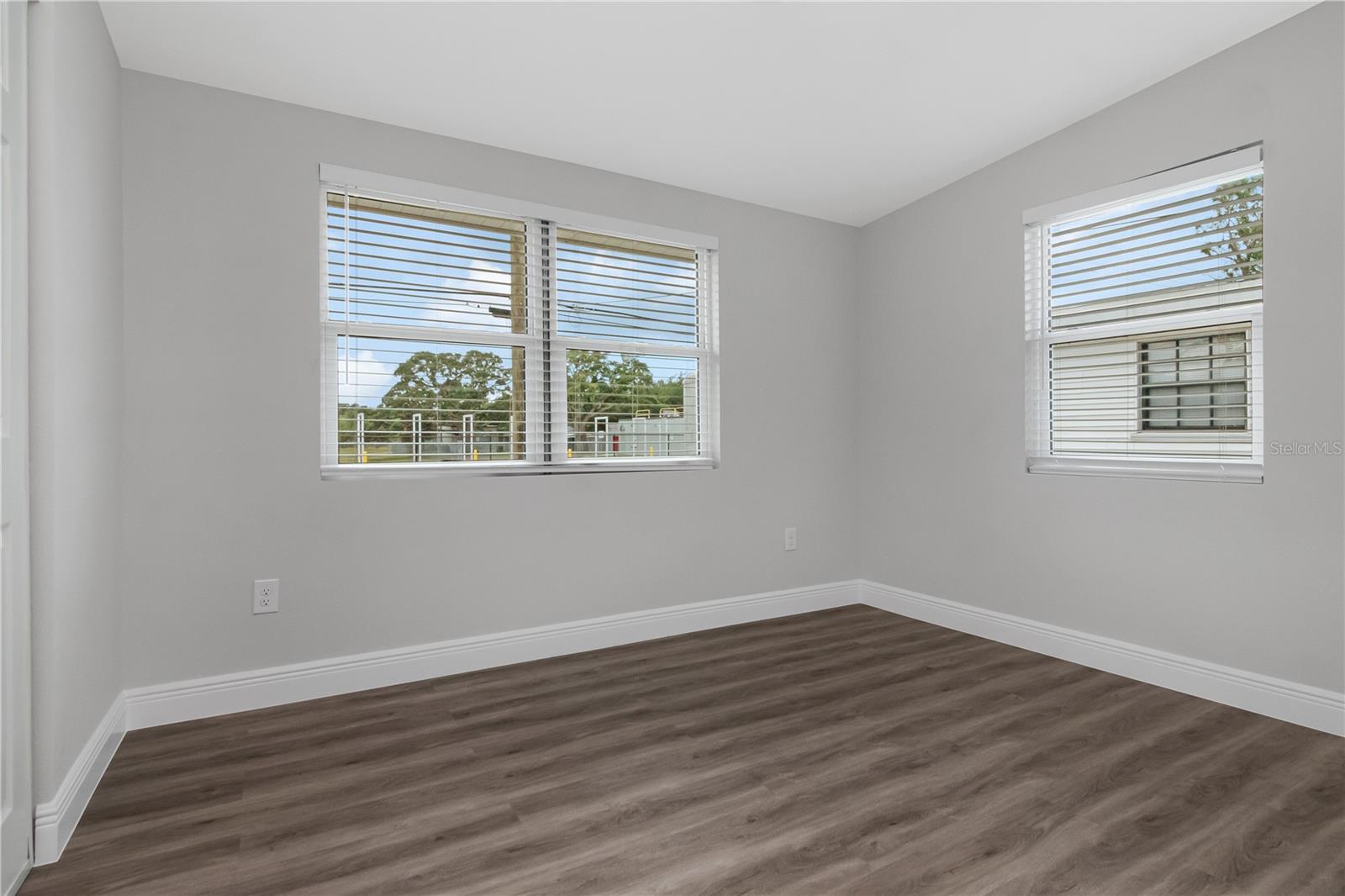 2216 E 109TH AVE — photo 19