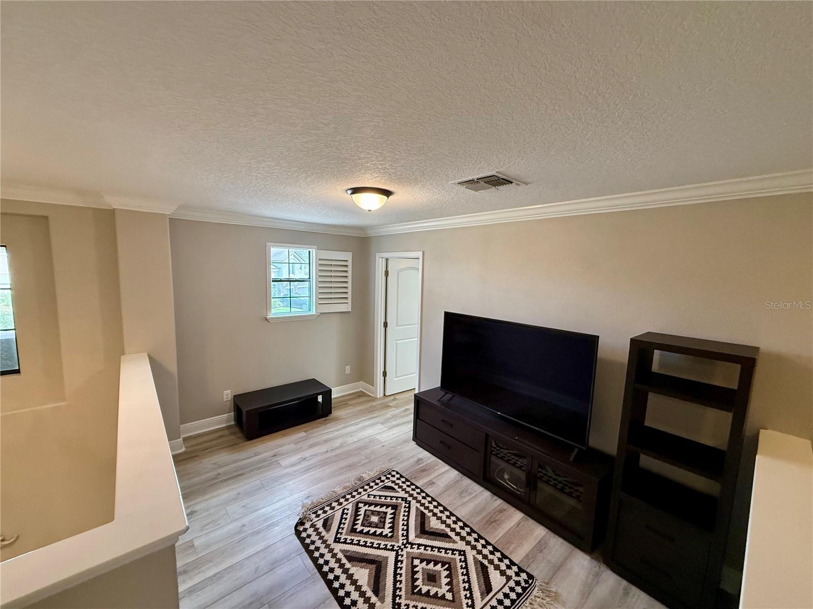 743 WELLINGTON CT — photo 40