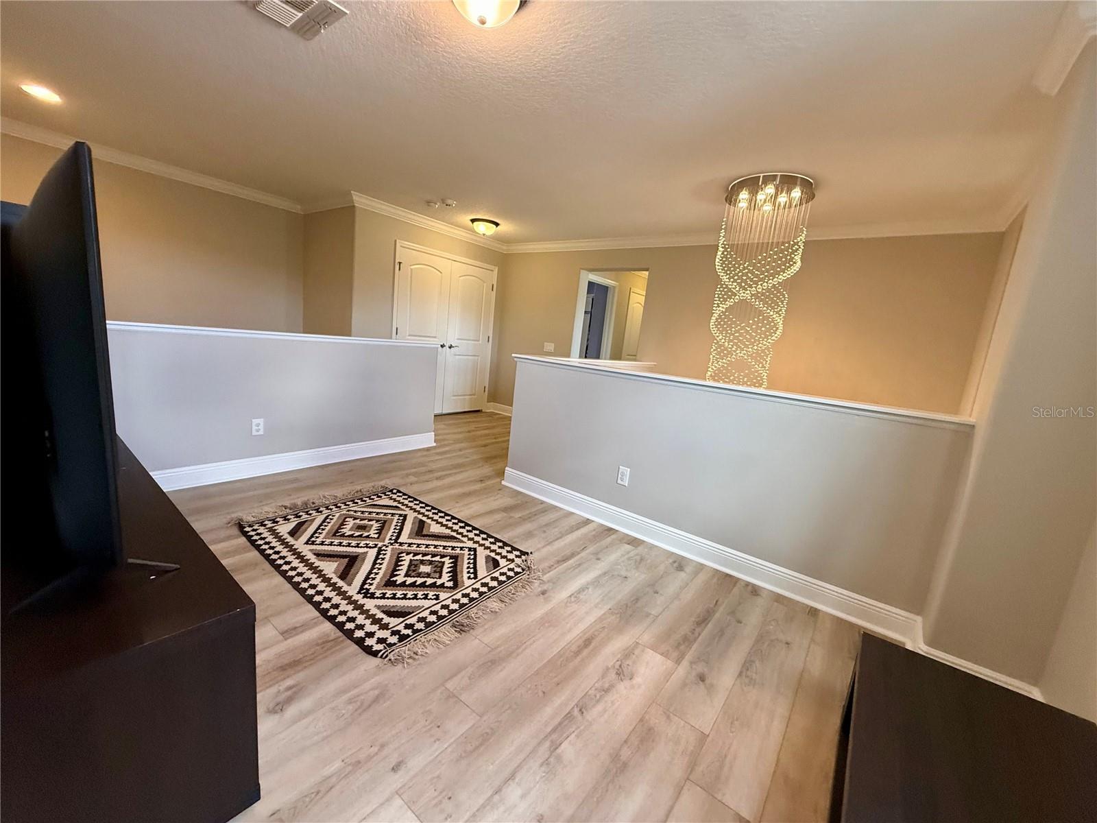 743 WELLINGTON CT — photo 45