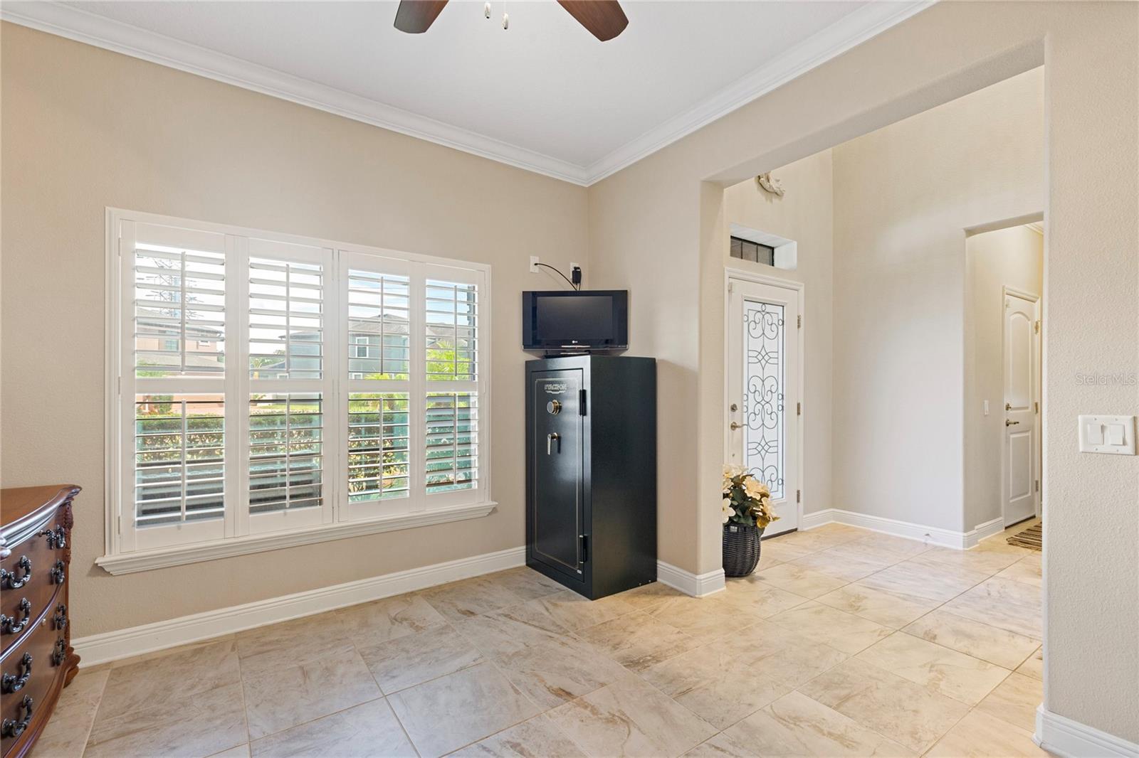 743 WELLINGTON CT — photo 17