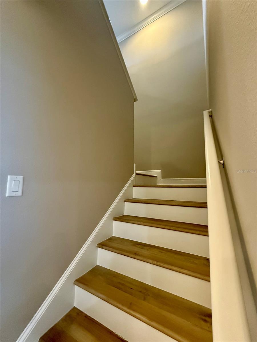 743 WELLINGTON CT — photo 39