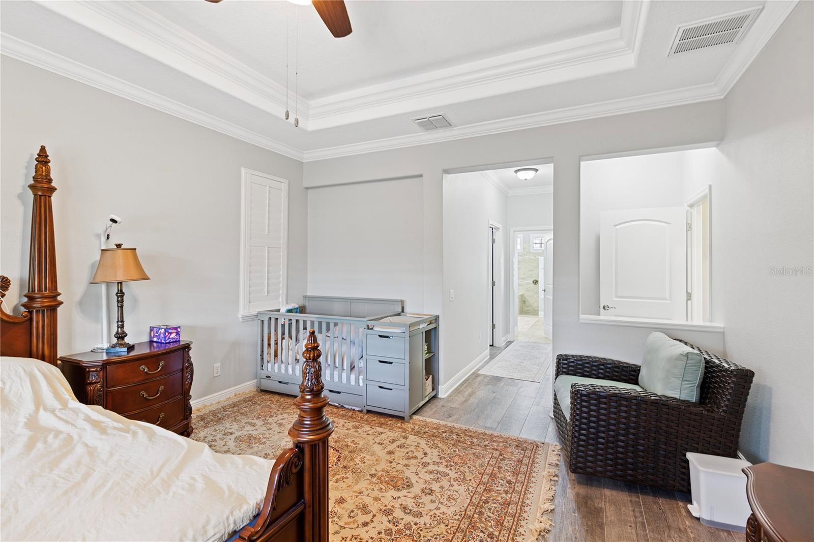 743 WELLINGTON CT — photo 33