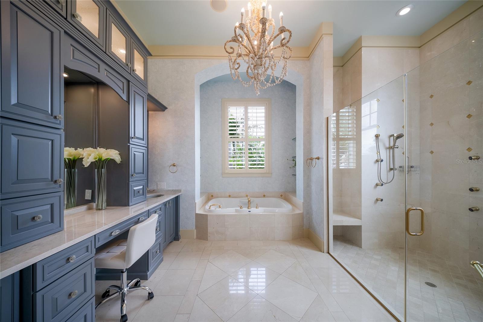 522 BAYVIEW DR — photo 30