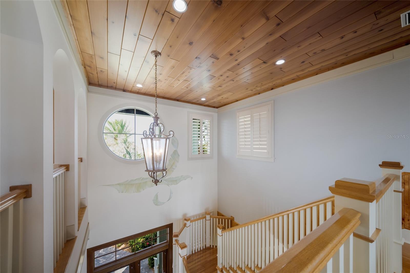 522 BAYVIEW DR — photo 41