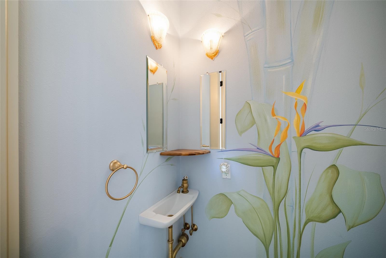 522 BAYVIEW DR — photo 34