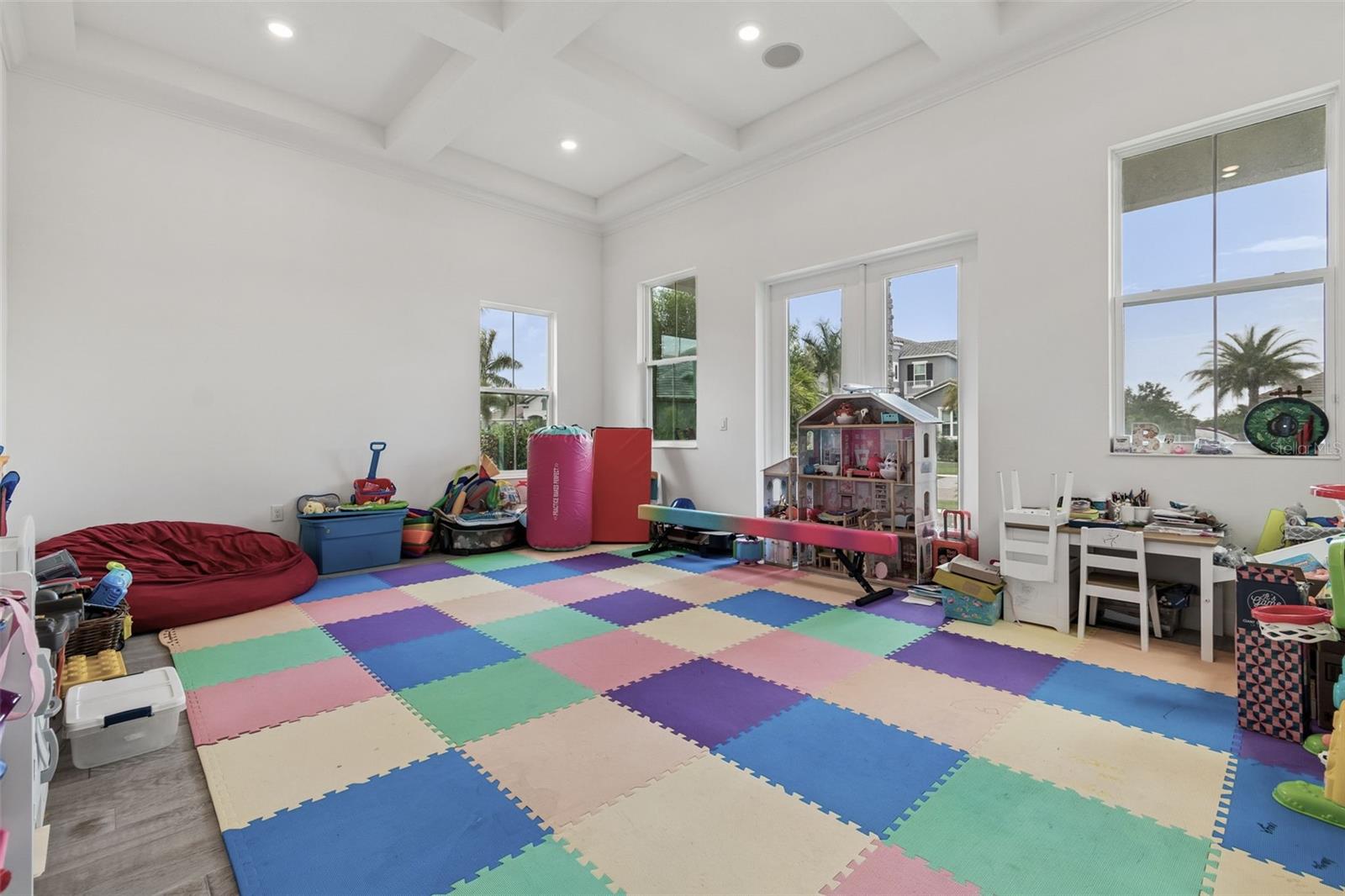 823 MANNS HARBOR DR — photo 41