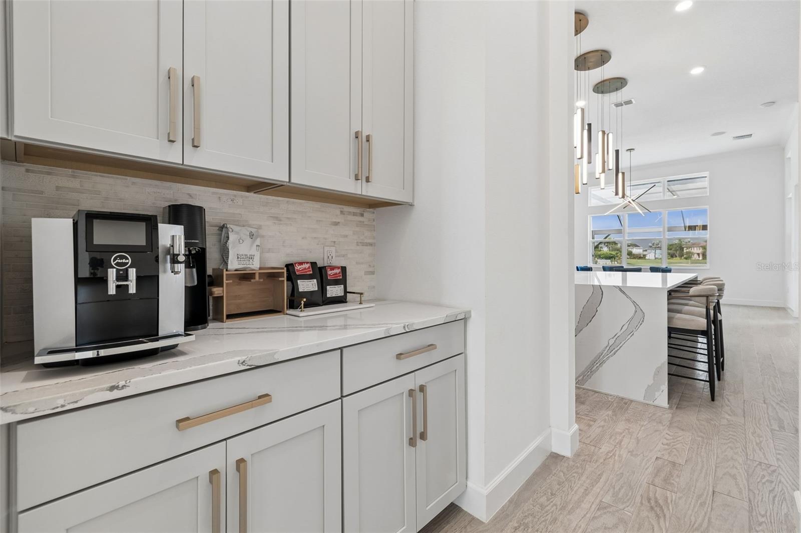 823 MANNS HARBOR DR — photo 17