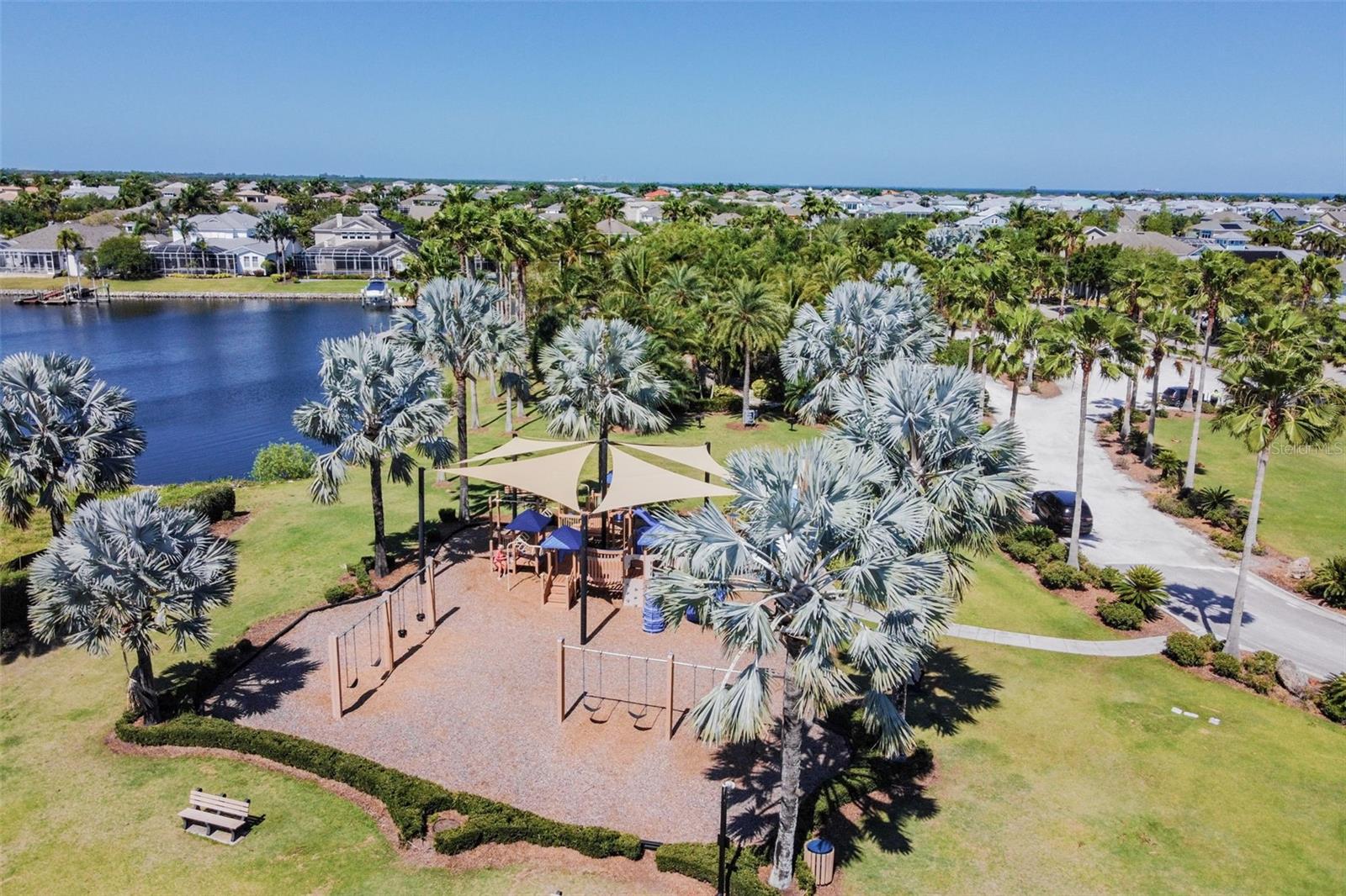 823 MANNS HARBOR DR — photo 57