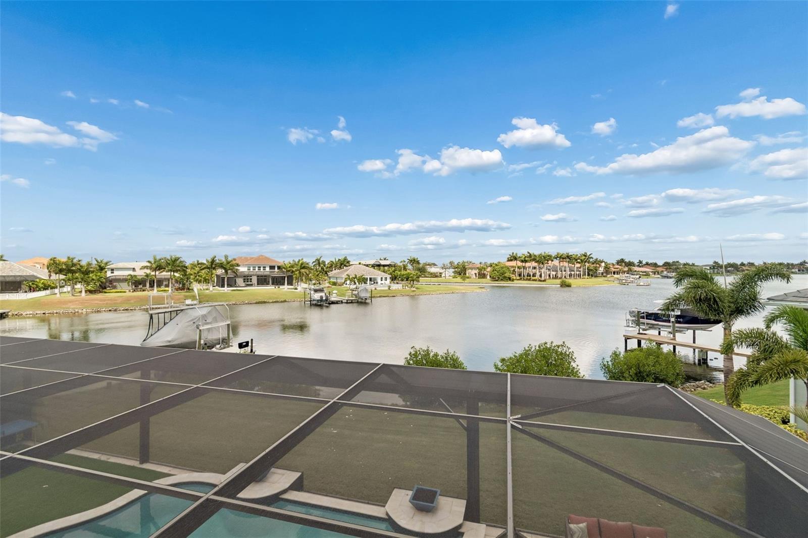 823 MANNS HARBOR DR — photo 33