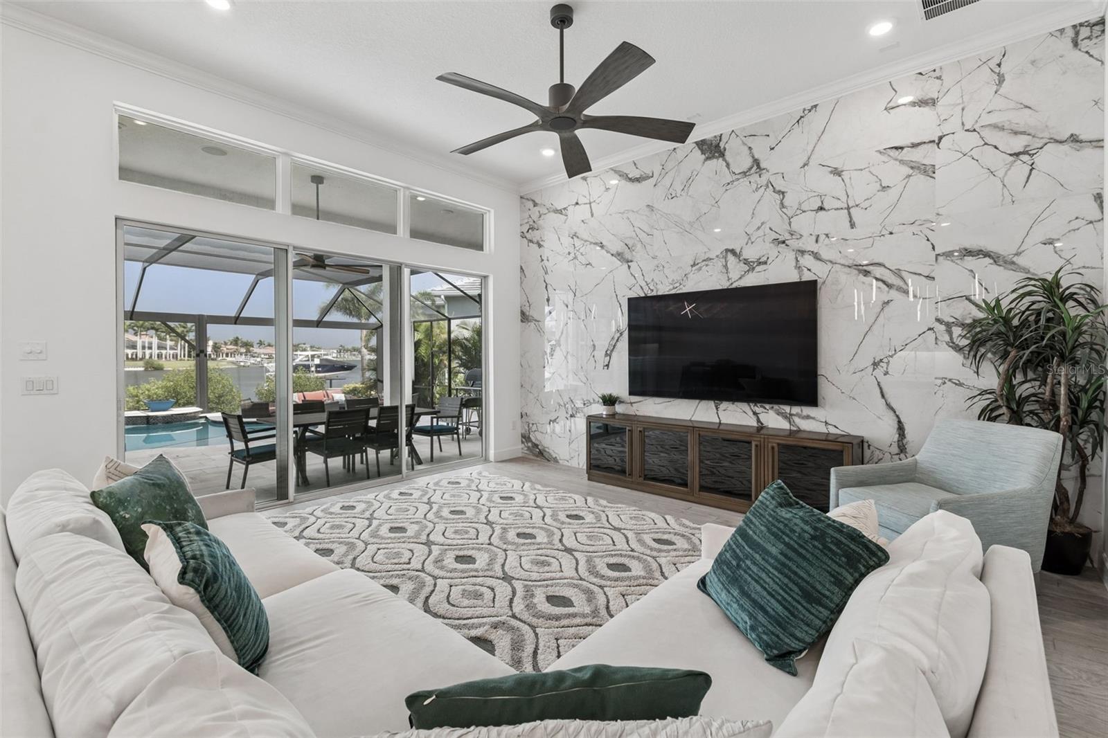 823 MANNS HARBOR DR — photo 6