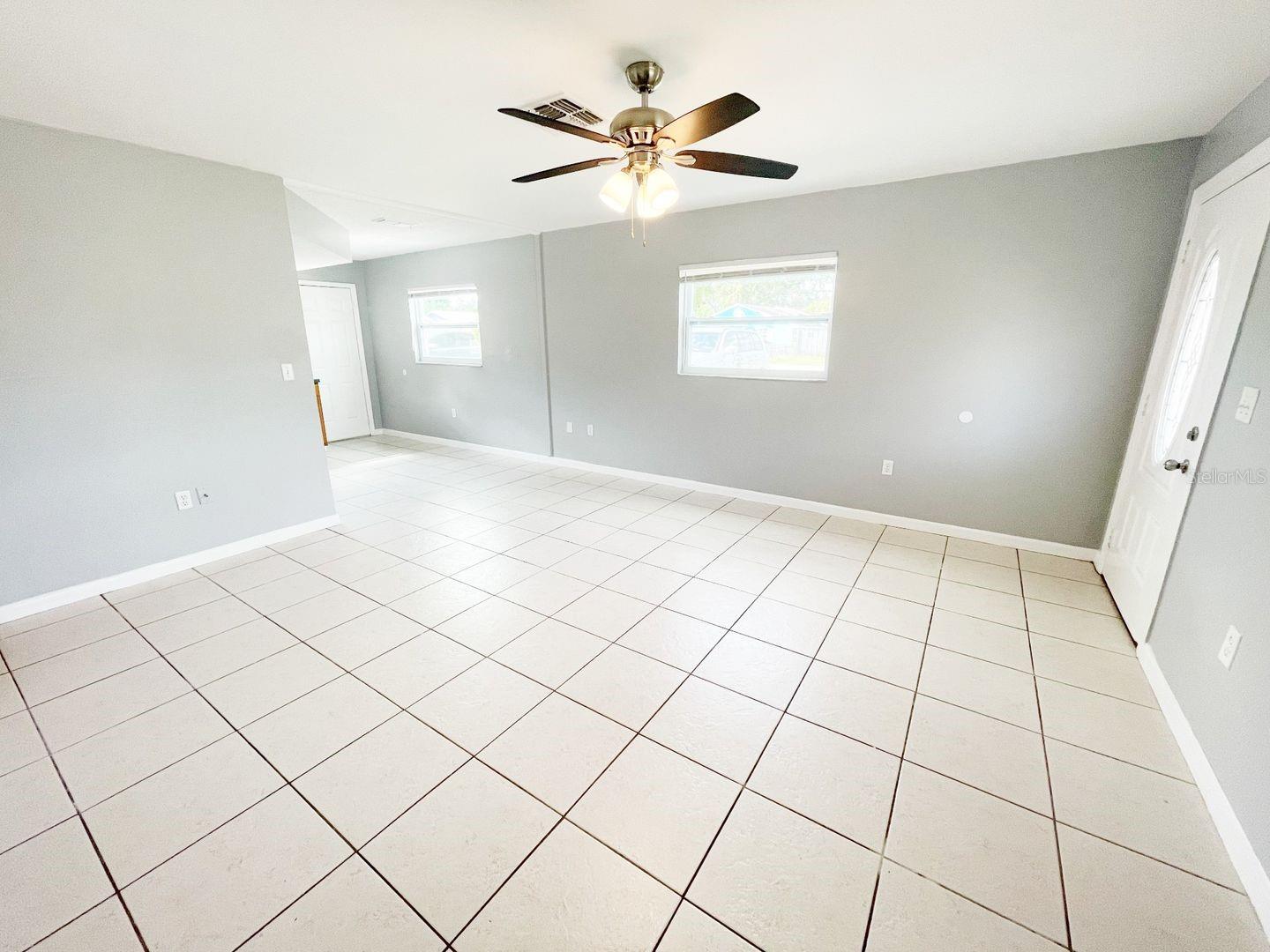 1551 SWORDBILL DR — photo 5