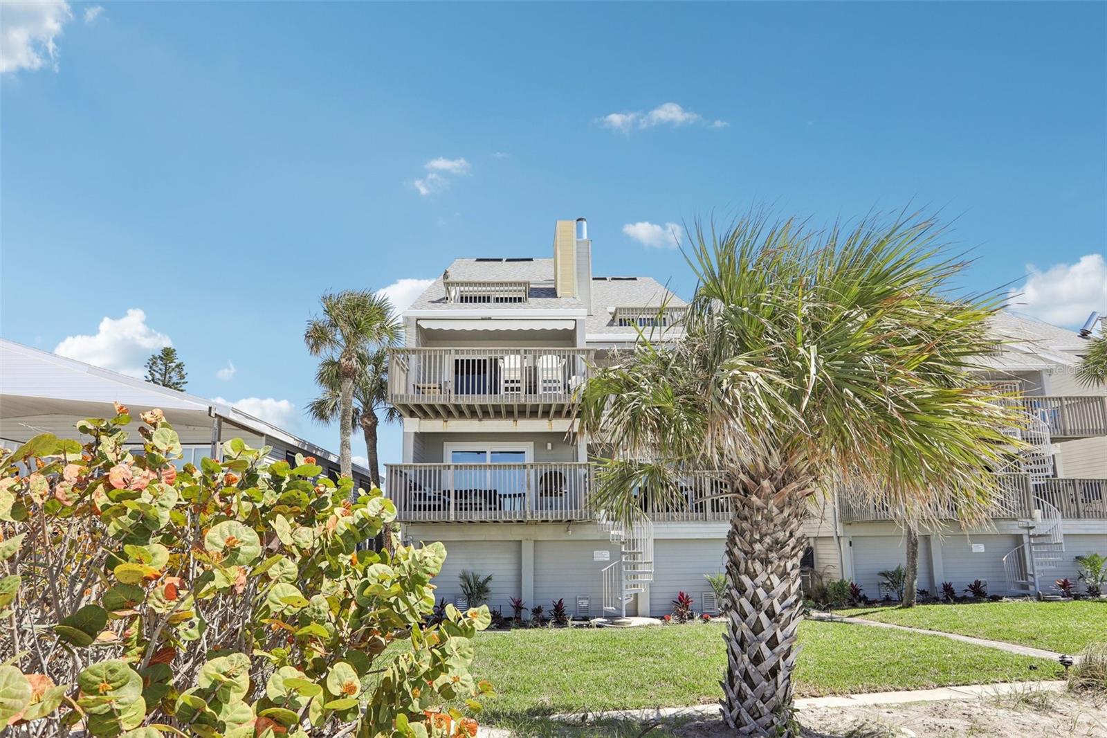 19930 GULF BLVD #3B — photo 33