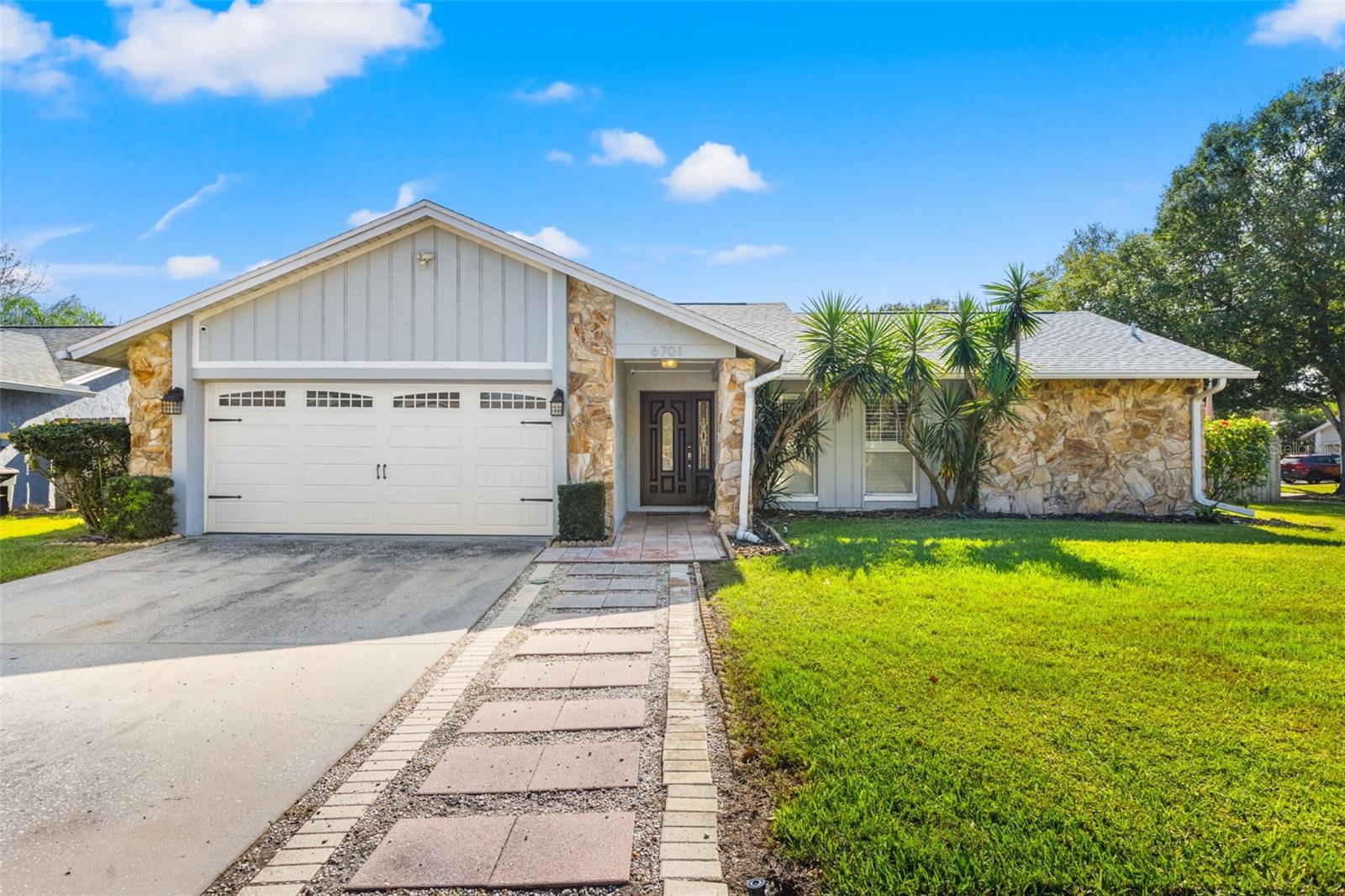 6701 LEEWARD ISLE WAY — photo 2