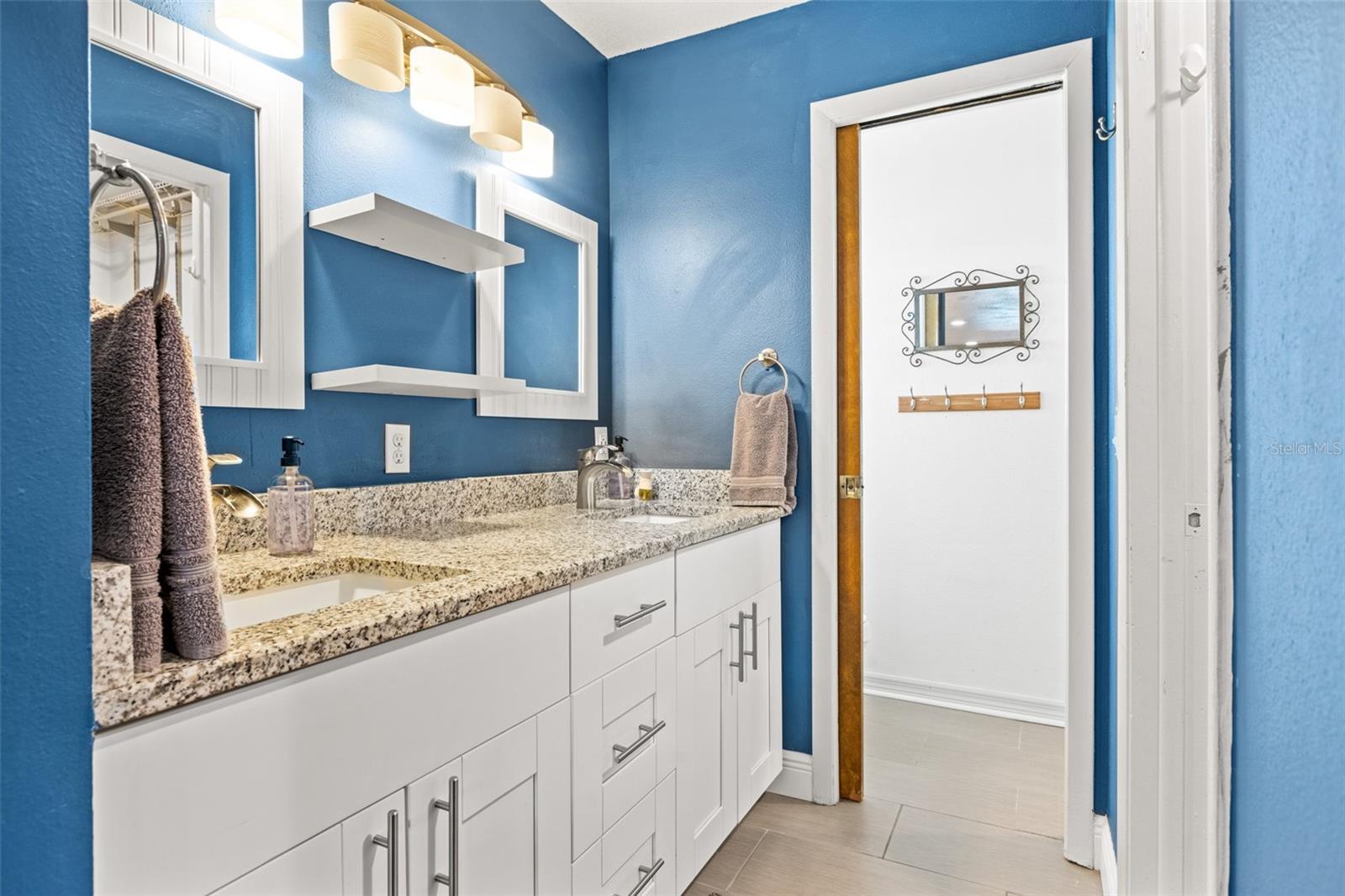 6701 LEEWARD ISLE WAY — photo 9
