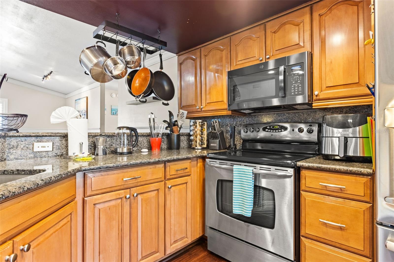 6701 LEEWARD ISLE WAY — photo 13