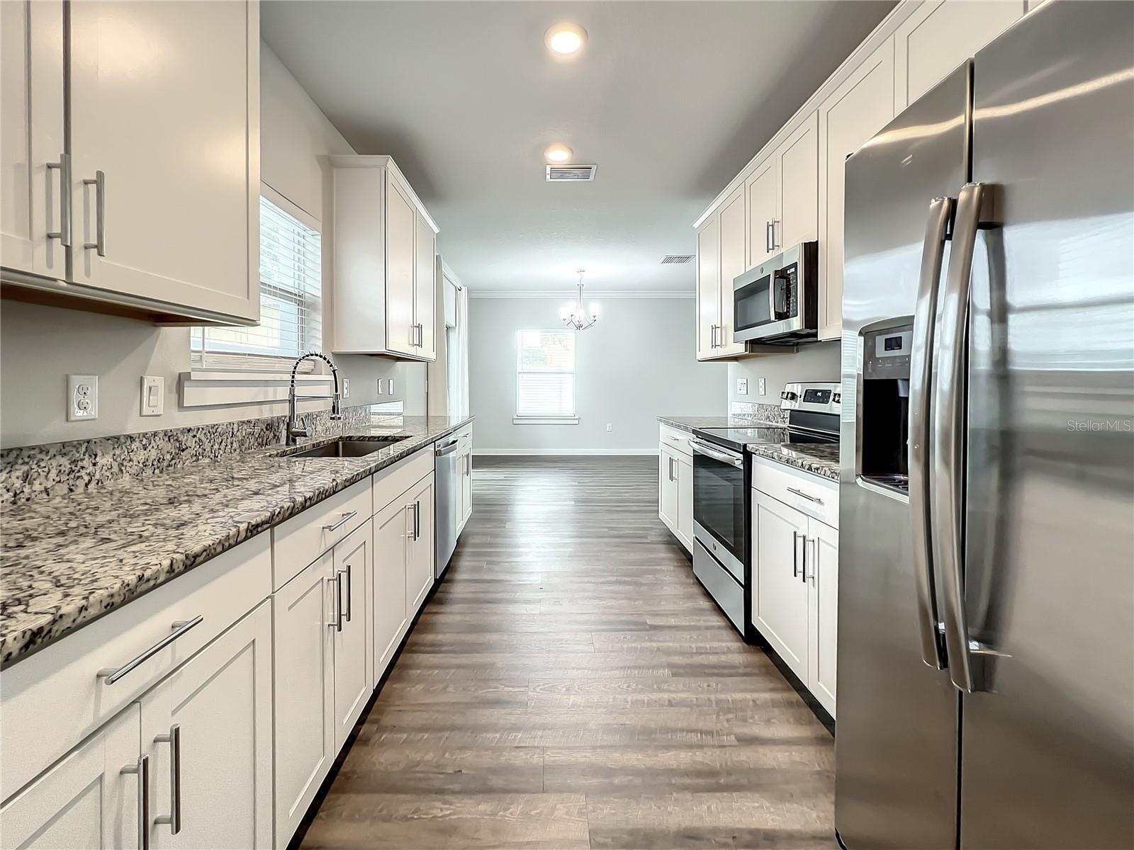 3715 W WISCONSIN AVE #3 — photo 2